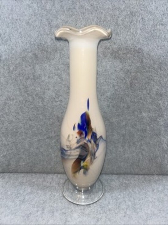 Other - Murano 9" Art Vase With Ruffle Top And Clear Bottom